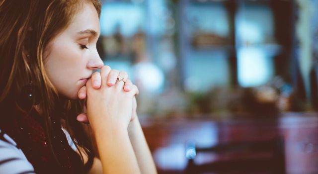 Girl praying